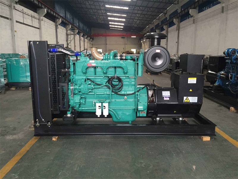 岢岚如何判断一个电压表是否具有自动量程切换功能？