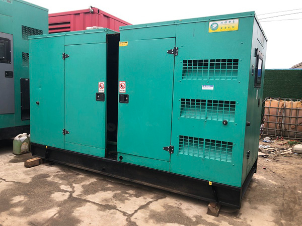 岢岚怎样合理控制磷酸铁锂蓄电池的充放电倍率以延长其使用寿命？